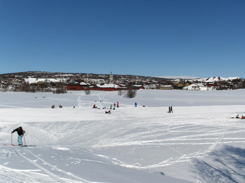 Houmbgaarden Apartamento Røros Exterior foto